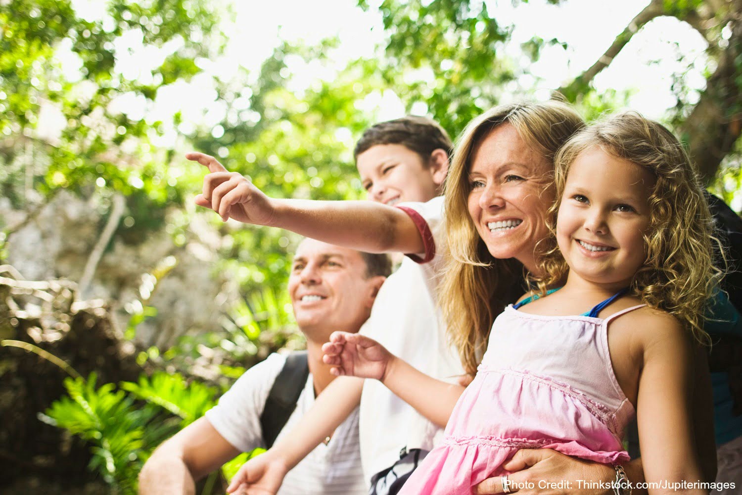 family of four sightseeing