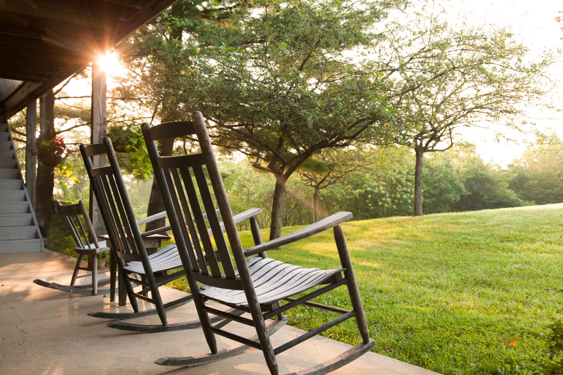 rocking chairs at cedar falls